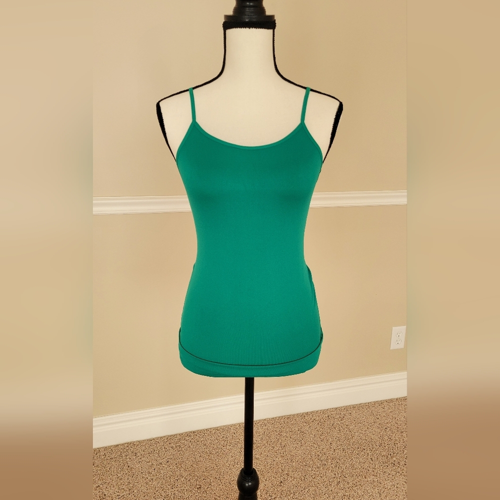 Zenana Outfitters Green Fitted Camisole Top